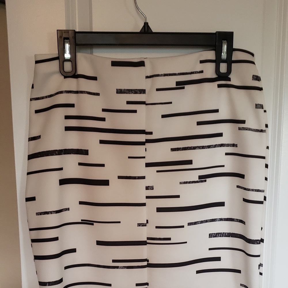 Women skirt